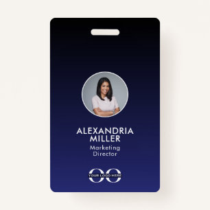 Minimalistisches QR Code Abzeichen für Mitarbeiter Ausweis