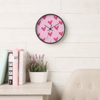 Minimalistisches Rosa Handgezeichnetes Herzen Must Uhr