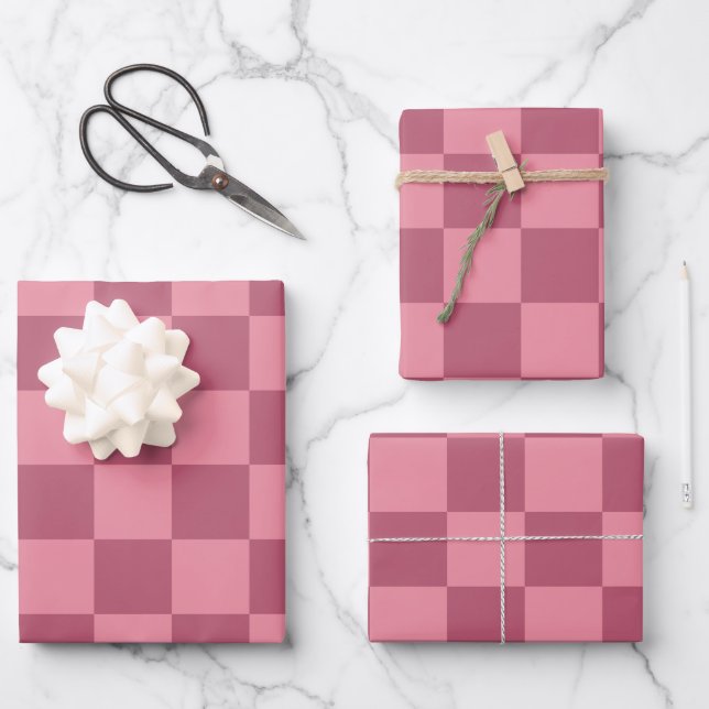 Minimalistisches rosa Schachbrettmuster Geschenkpapier Set (Vorderseite)