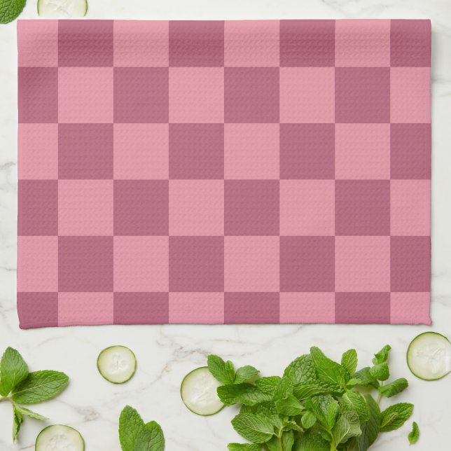 Minimalistisches rosa Schachbrettmuster Geschirrtuch (Gefaltet)