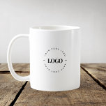 Minimalistisches, Schlichtes, rundes Firmenlogo fü Kaffeetasse<br><div class="desc">Werben Sie Ihr Unternehmen mit dieser eleganten Tasse,  mit einer individuellen Logo-Vorlage! Fügen Sie einfach Ihr eigenes Logo hinzu,  indem Sie auf "Personalisieren" klicken.</div>