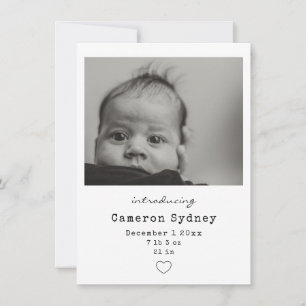 Minimalistisches Schwarz-Weiß-Baby-Foto Geburt Ankündigung