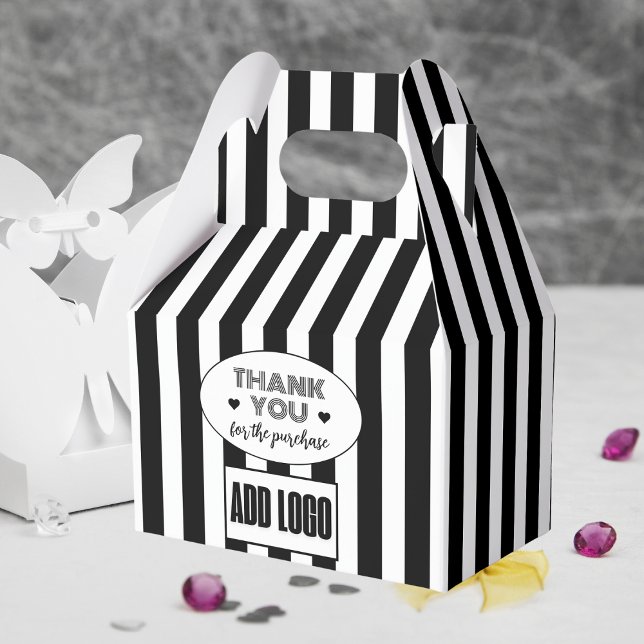 Minimalistisches Schwarz-Weiß-Streifen-Logo Geschenkschachtel (Von Creator hochgeladen)