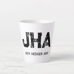 MINIMALISTISCHES SCHWARZES DREIBUCHSTABEN-MONOGRAM MILCHTASSE