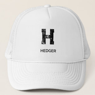MINIMALISTISCHES SCHWARZES EIN-BUCHSTABEN-MONOGRAM TRUCKERKAPPE