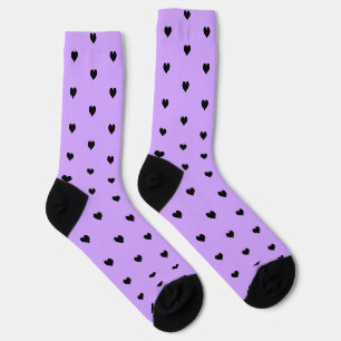 Minimalistisches Schwarzes Herzmuster auf dem Lave Socken