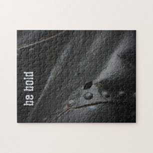 Minimalistisches schwarzes Metall im Loft-Stil Puzzle