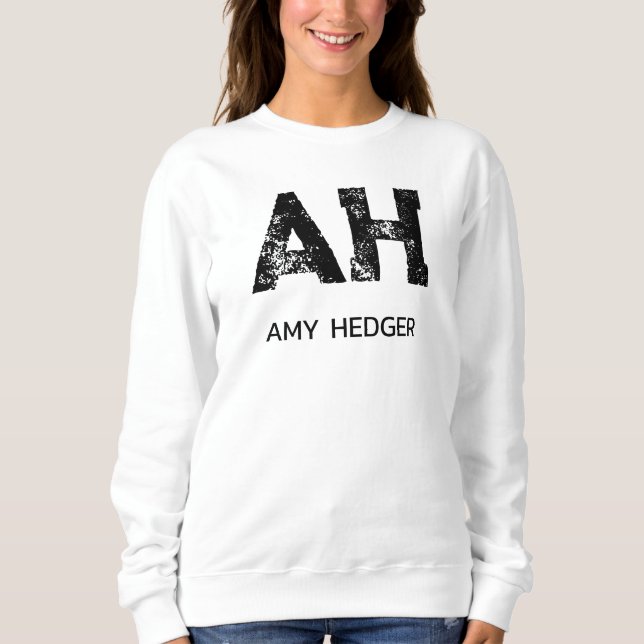 MINIMALISTISCHES SCHWARZES ZWEI-BUCHSTABEN-MONOGRA SWEATSHIRT (Vorderseite)