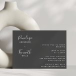 Minimalistisches Script Moderne Schwarz-Weiß-Hochz Einladung<br><div class="desc">Diese zeitgenössische Hochzeitseinladung zeichnet sich durch eine minimalistische horizontale Komposition und eine einfache Schriftzypografie in Schwarz und Weiß aus.</div>