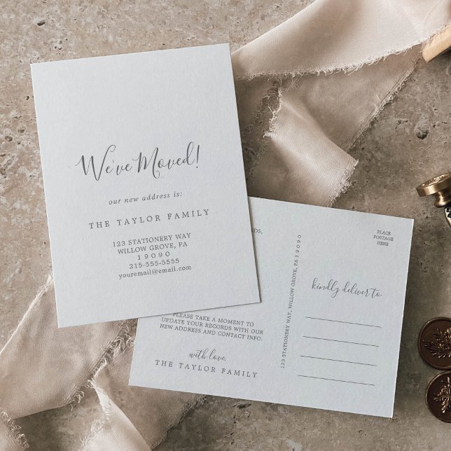 Minimalistisches Silber, das wir bewegt haben Ankündigungspostkarte (Von Creator hochgeladen)