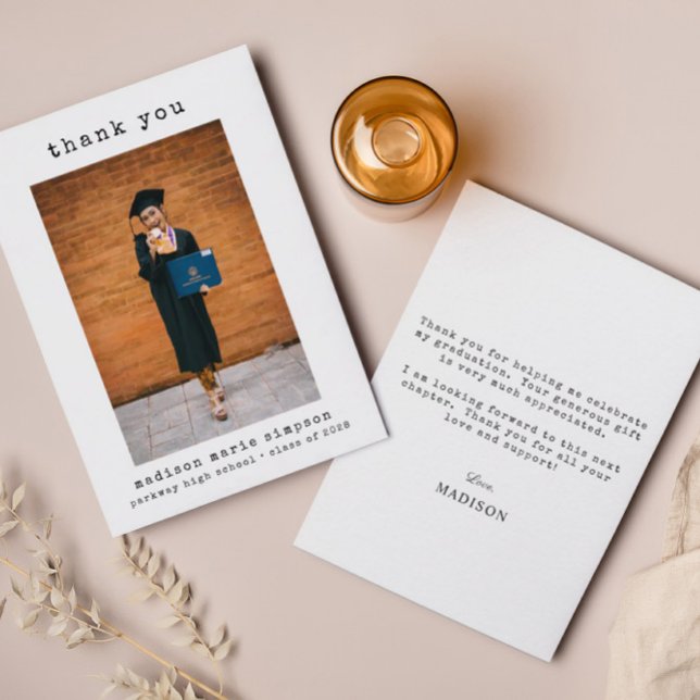 Minimalistisches Simple Abschluss Foto Vielen Dank Mitteilungskarte (Von Creator hochgeladen)