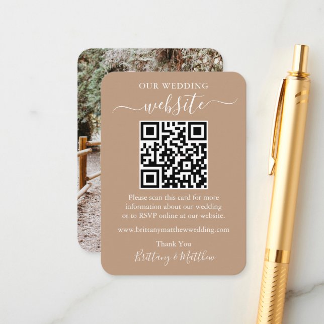 Minimalistisches Simple Wedding Website Foto QR Ta Begleitkarte (Vorderseite/Rückseite Beispiel)
