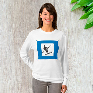 Minimalistisches Skilift-Symbol mit blauer Grenze T-Shirt