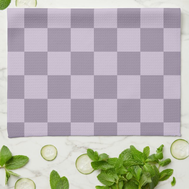 Minimalistisches, weiches Lavendel-Karomuster  Geschirrtuch (Gefaltet)