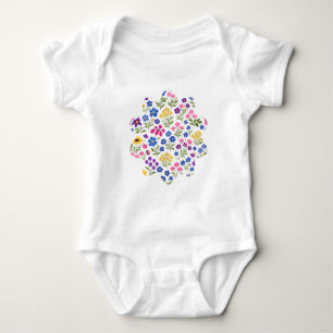 Minimalistisches Wildblumen-Nahtlosmuster auf Weiß Baby Strampler