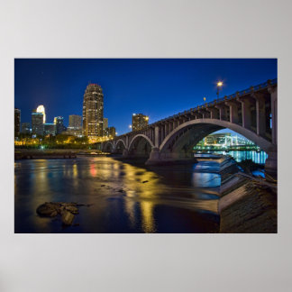 Minneapolis Skyline bei Nacht: 3. Ave. Brücke Poster