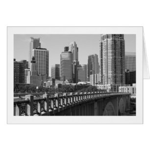 Minneapolis Skyline im Tageslicht