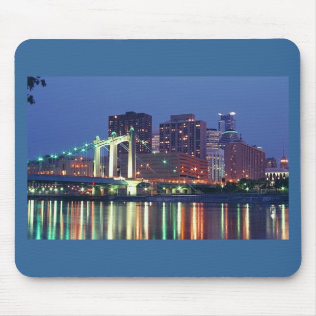 Minneapolis-Skyline nachts Mousepad (Vorne)