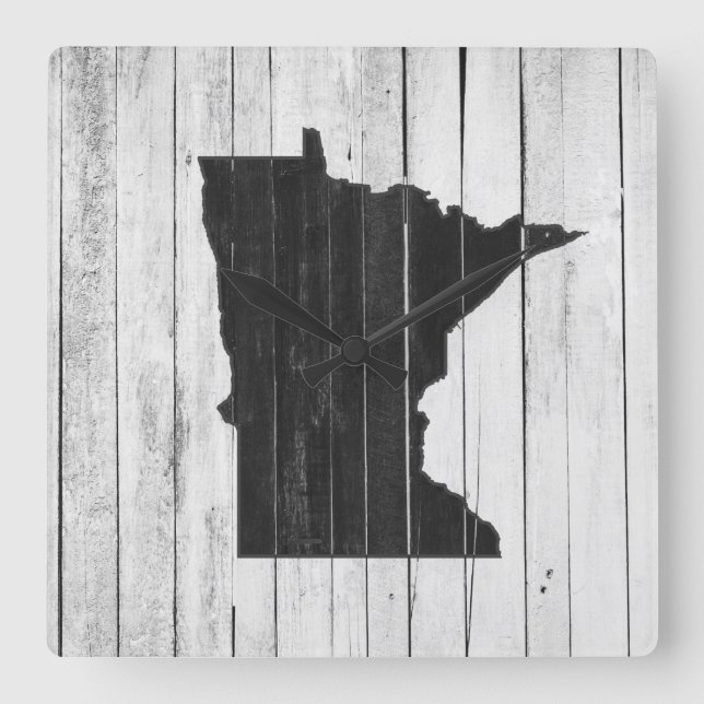 Minnesota Rustic Black and White Wood Panel Farm Quadratische Wanduhr (Vorderseite)