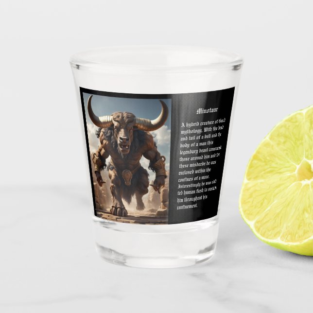 Minotaur  schnapsglas (Vorderseite)