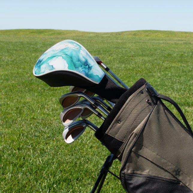 Mint Aqua Tinte Marmor Golf Headcover (In SItu)