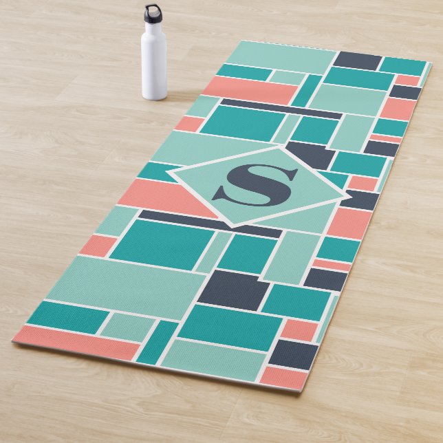 Mint Green Coral Monogram Geometric Art Yogamatte (Beispiel)