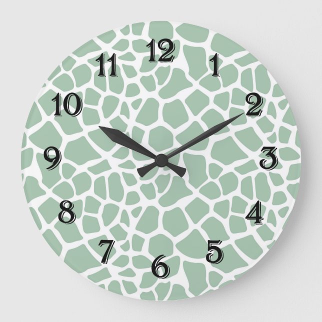 Mint Green Giraffe Print Große Wanduhr (Vorderseite)