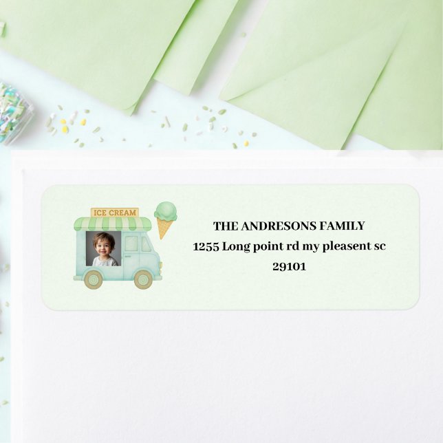 Mint Green Ice Cream Truck Birthday (Von Creator hochgeladen)