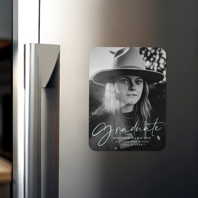 Mint Stylish Script Abschluss Announcement Foto Magnet (Von Creator hochgeladen)