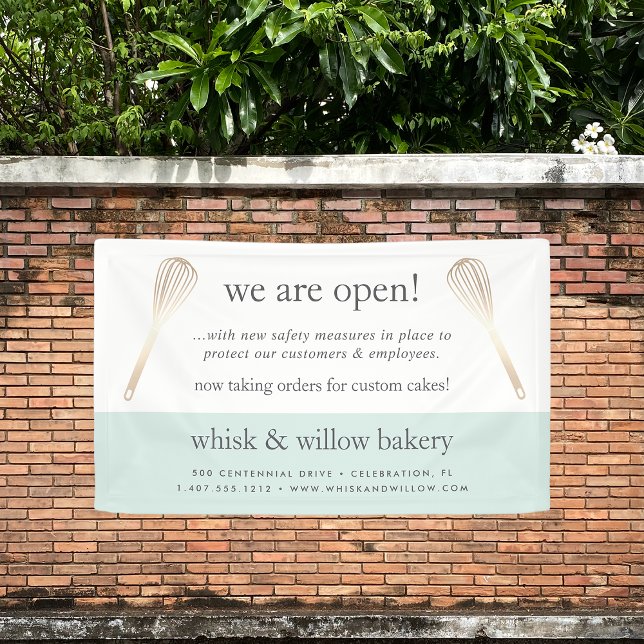 Minze & Gold Whisk Bakery Business Wiedereröffnung Banner (Von Creator hochgeladen)