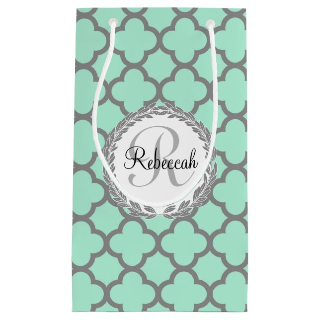 Minze Green Gray Quatrefolienname Mit Monogramm La Kleine Geschenktüte (Vorderseite)