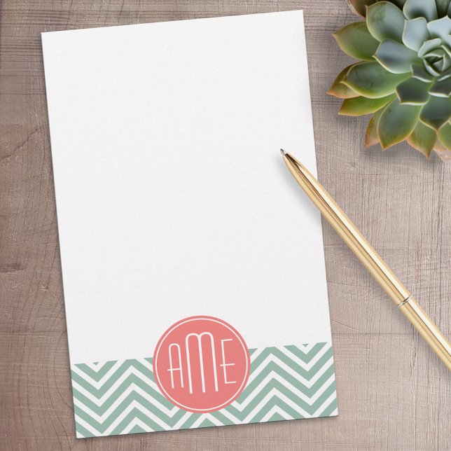 Minze und Coral Chevrons Custom Monogram Briefpapier (Personalized Stationery)