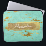 Minze und Marmor mit Goldfolie und -Glitzer Laptopschutzhülle<br><div class="desc">Tadelloses aquamarines Blaues und Marmor mit Goldfolie und Glitzer-elegantem Monogramm-Namen-Fall. Dieser Fall kann besonders angefertigt werden,  um Ihren Vornamen einzuschließen.</div>