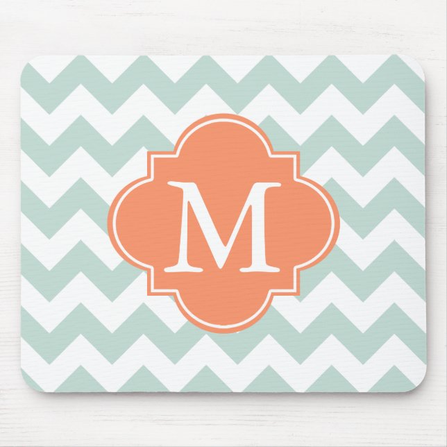 Minze und Orange Moderne Zickzack Monogramm Mousepad (Vorne)