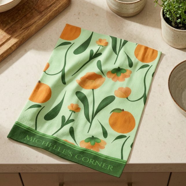 Minzgrüne Pfirsiche und Blumen Geschirrtuch (Wipe, wash, repeat. Michelle’s Corner custom dish cloth adds floral fun to daily chores.)