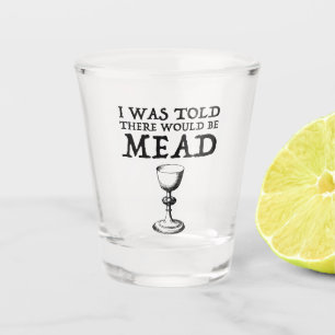 Mir wurde gesagt, es gäbe Essen Schnapsglas
