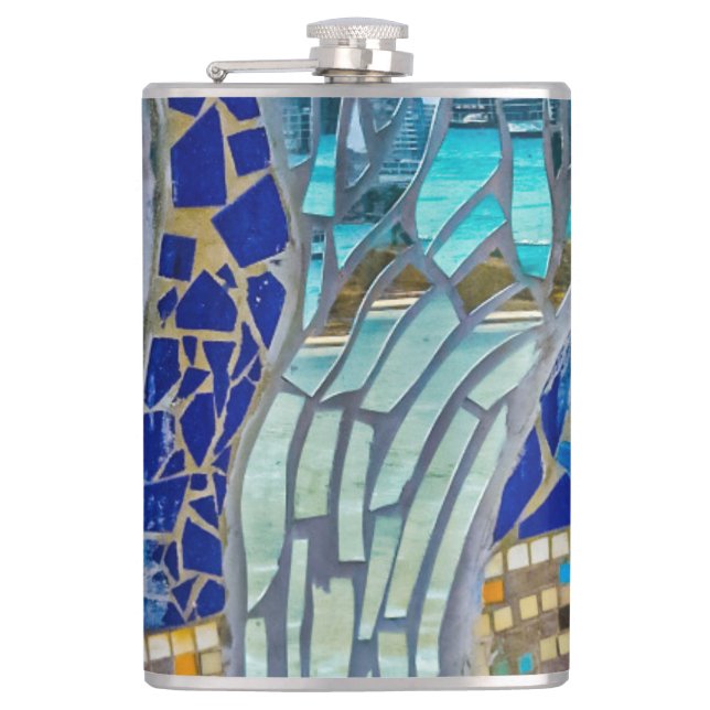 Mirror, Spiegel, sag mir... Flachmann (Vorderseite)