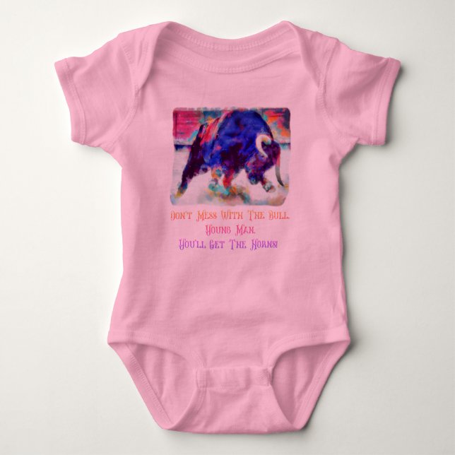 Misch dich nicht mit dem Bull Baby Girl Pink ein S Strampler (Vorderseite)