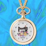 Mischflorale Nähmaschine mit Netzklammer Armbanduhr<br><div class="desc">Eine nähende thematische Halskette-Uhr bereit,  um mit ihrem Namen personalisiert zu sein. Bedruckt mit einer Vintagen,  schwarzen Nähmaschine,  die mit einem üppigen Bouquet aus gemischten pastellfarbenen Blume in Aquarellfarbe Akzent gesetzt ist. Editieren Sie den Namenstext einfach in der Schaltfläche "Personalisieren". Ihre Wahl von Gold oder Silber.</div>