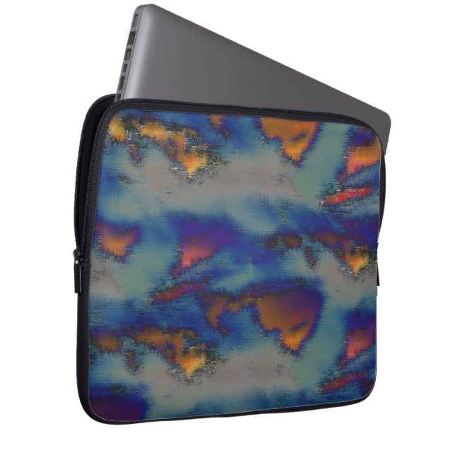 Mischung aus orangefarbenem und blauem Farbton mit Laptopschutzhülle (Vorne Rechts)