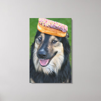 Mischzüchter mit Donut auf Kopf Leinwanddruck