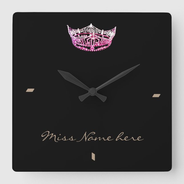 Miss America style Pink Crown Clock Quadratische Wanduhr (Vorderseite)