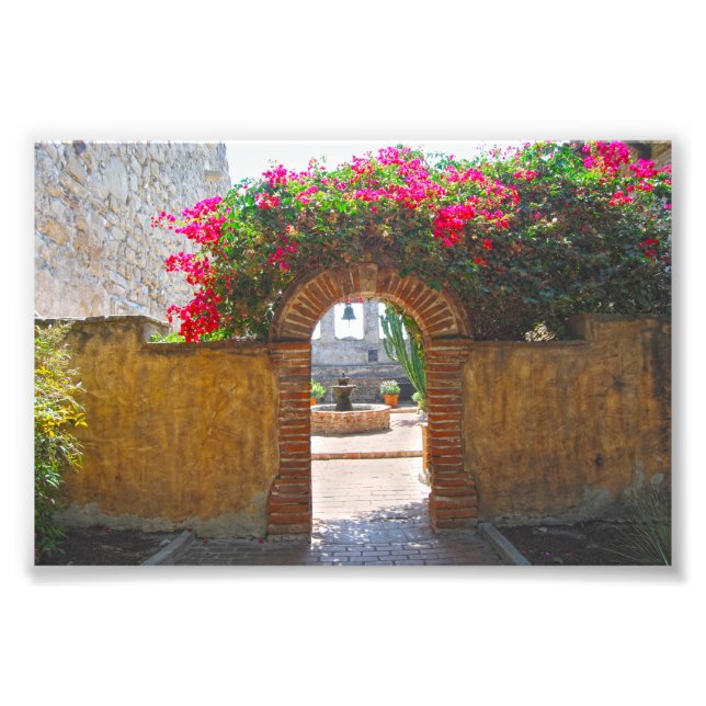 Mission San Juan Capistrano Courtyard Archway Fotodruck (Vorne)