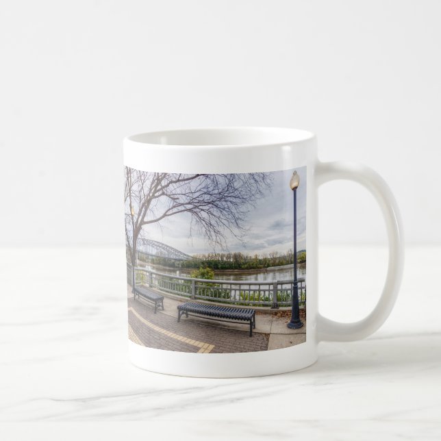 Missouri River View Tasse (Rechts)