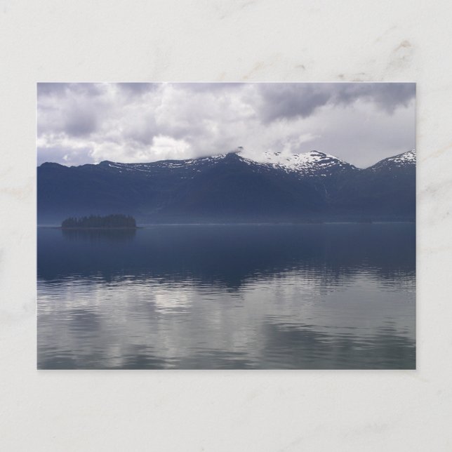 Misty Alaskan Sea in Shades of Blue Postkarte (Vorderseite)