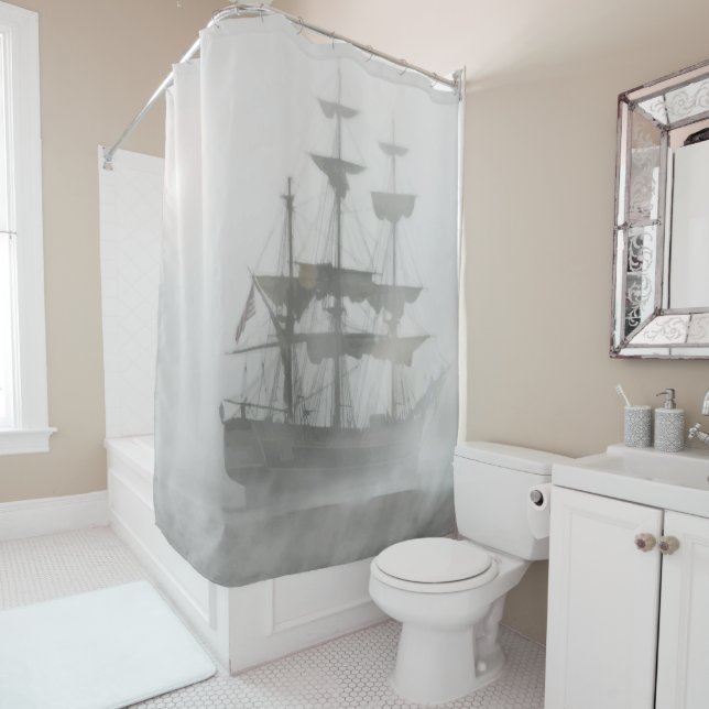 Misty Gray Foggy Alte oder Piratenschiff Art Duschvorhang (Beispiel)