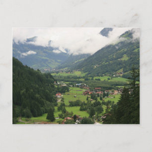 Misty Morgengrauen in den Alpen Postkarte