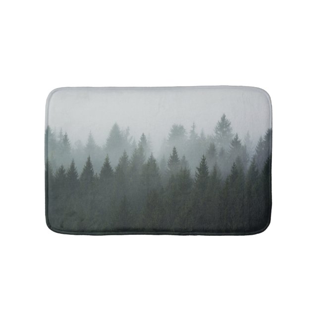 Misty Mountain Forest Autumn Fog Badematte (Vorderseite)