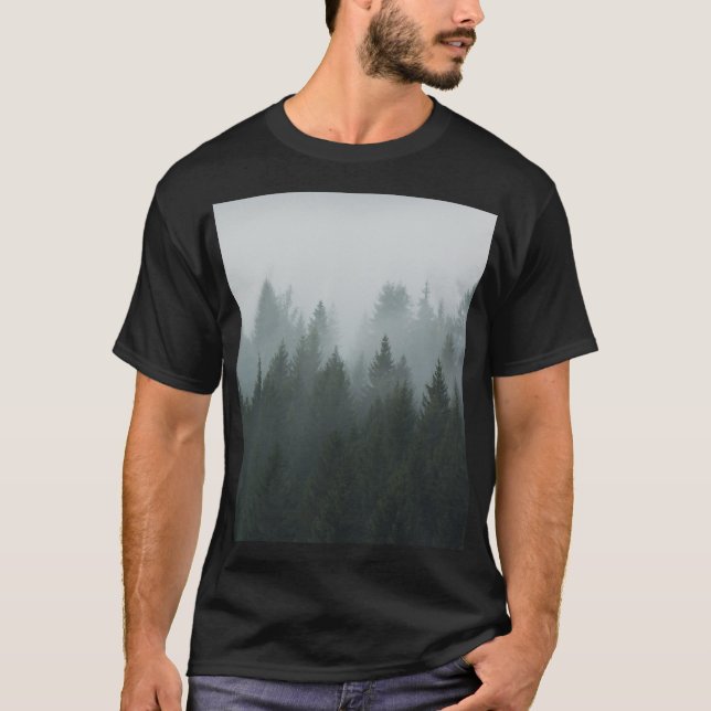 Misty Mountain Forest Autumn Fog T-Shirt (Vorderseite)