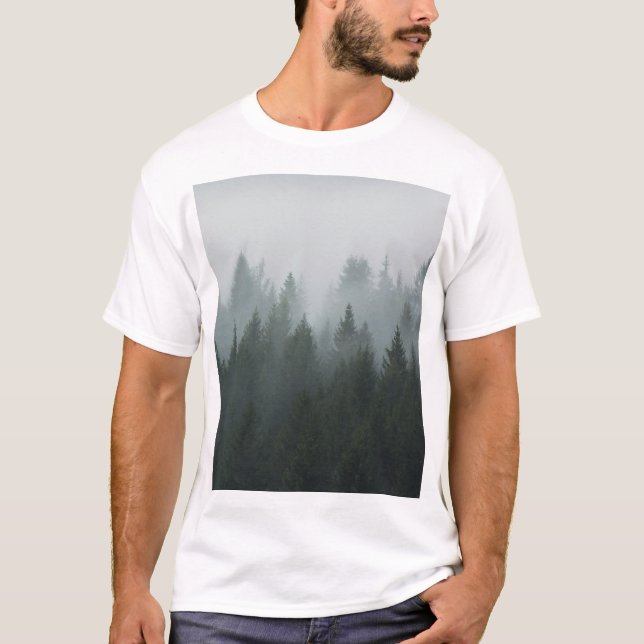 Misty Mountain Forest Autumn Fog T-Shirt (Vorderseite)